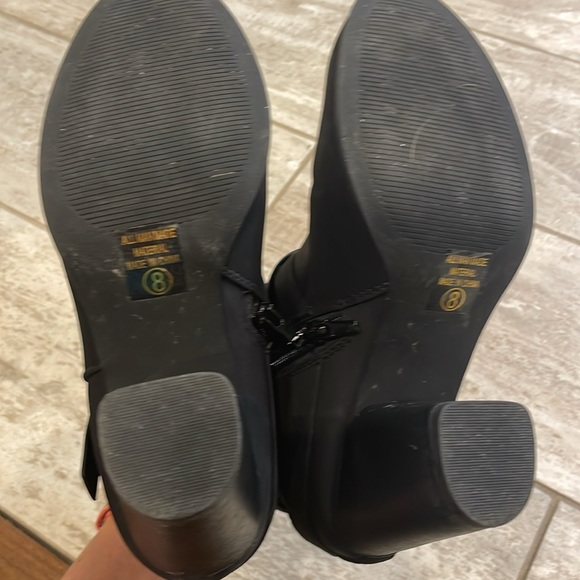 Black faux suede ankle boots - Picture 4 of 5